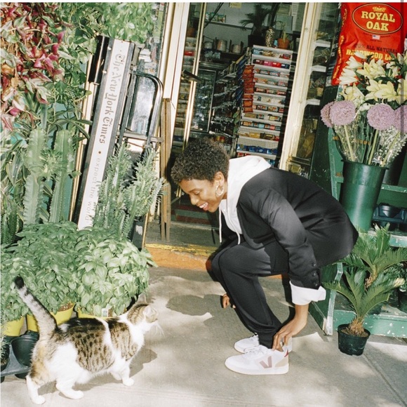 Everybody & Everyone Totally Possible Blazer Black Oversized Ethical10/12 M/L - Picture 2 of 14